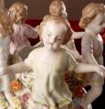 tańczące dzieci porcelanowa patera w stylu barokowym